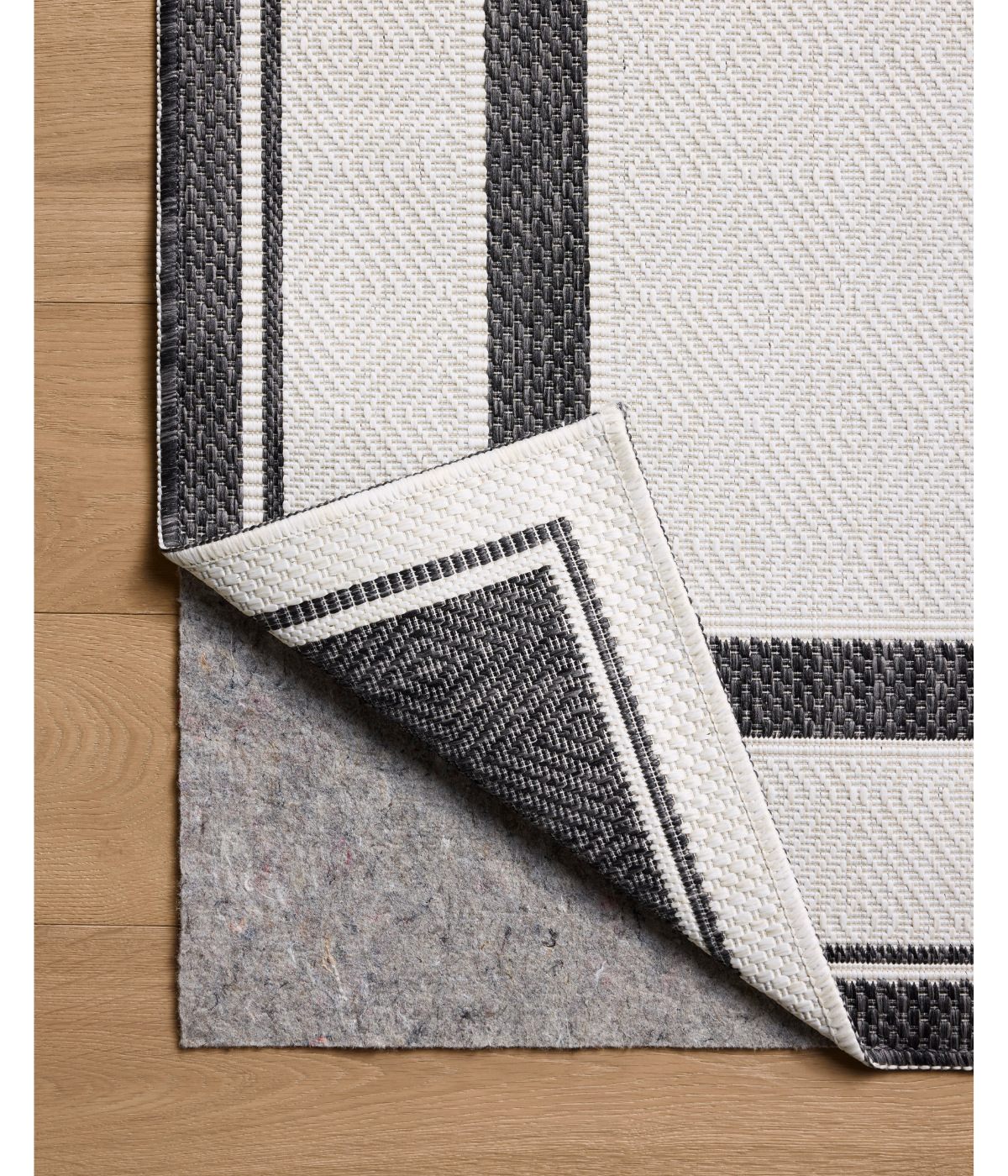 Alfombra Easton 11 Onyx | Ivory (Reversible para lavar en Casa)