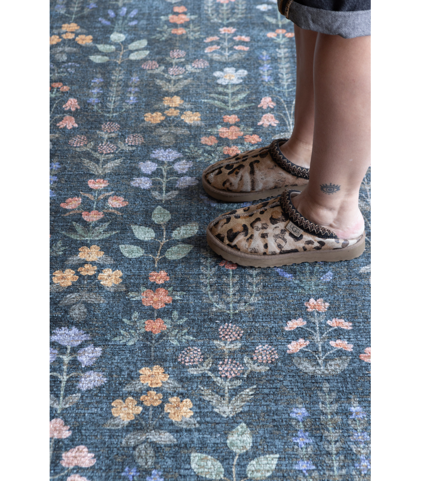 Alfombra Edinburgh 03 Navy | Multi Rifle Paper Co. × Loloi  262X354 | Preventa