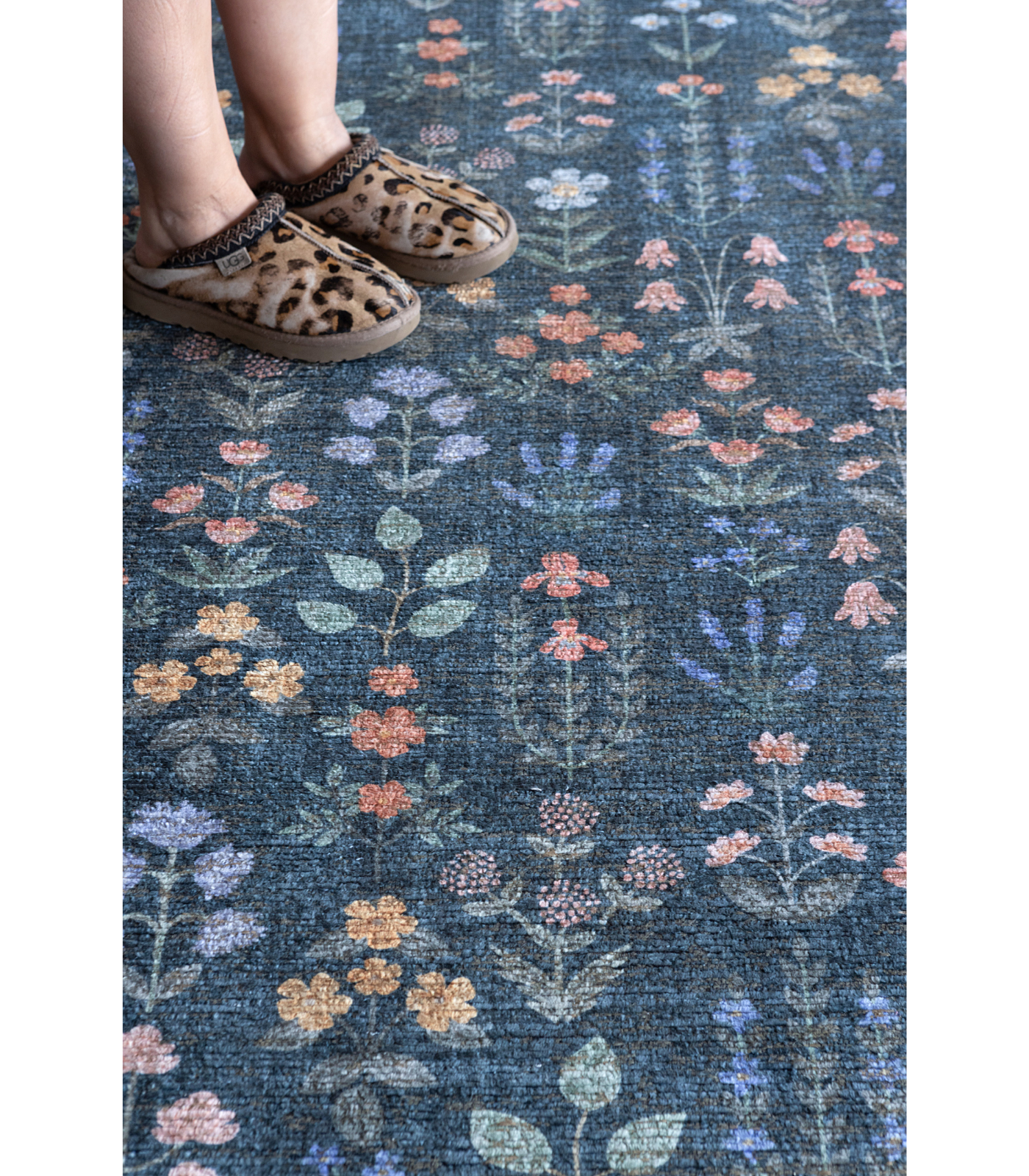 Alfombra Edinburgh 03 Navy | Multi Rifle Paper Co. × Loloi  262X354 | Preventa