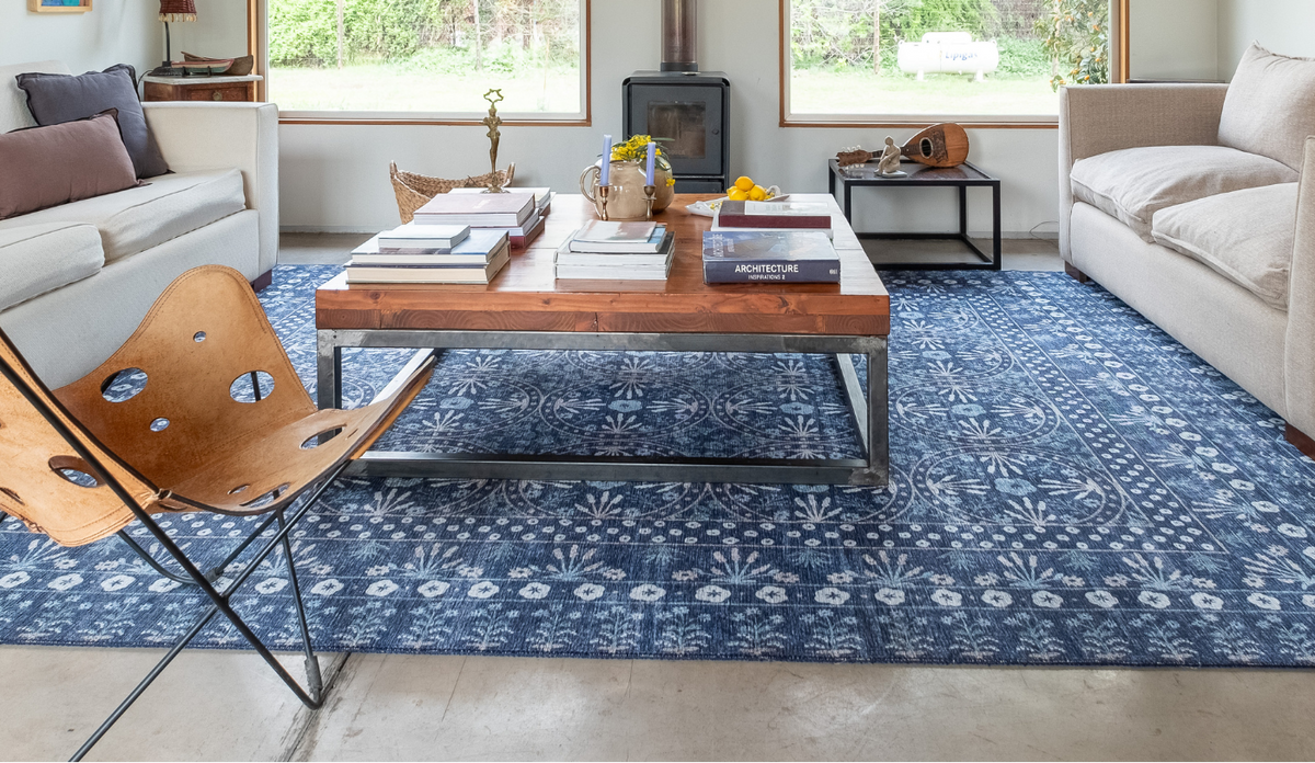 Alfombra Maison 03 Rosette Blue Rifle Paper Co. × Loloi