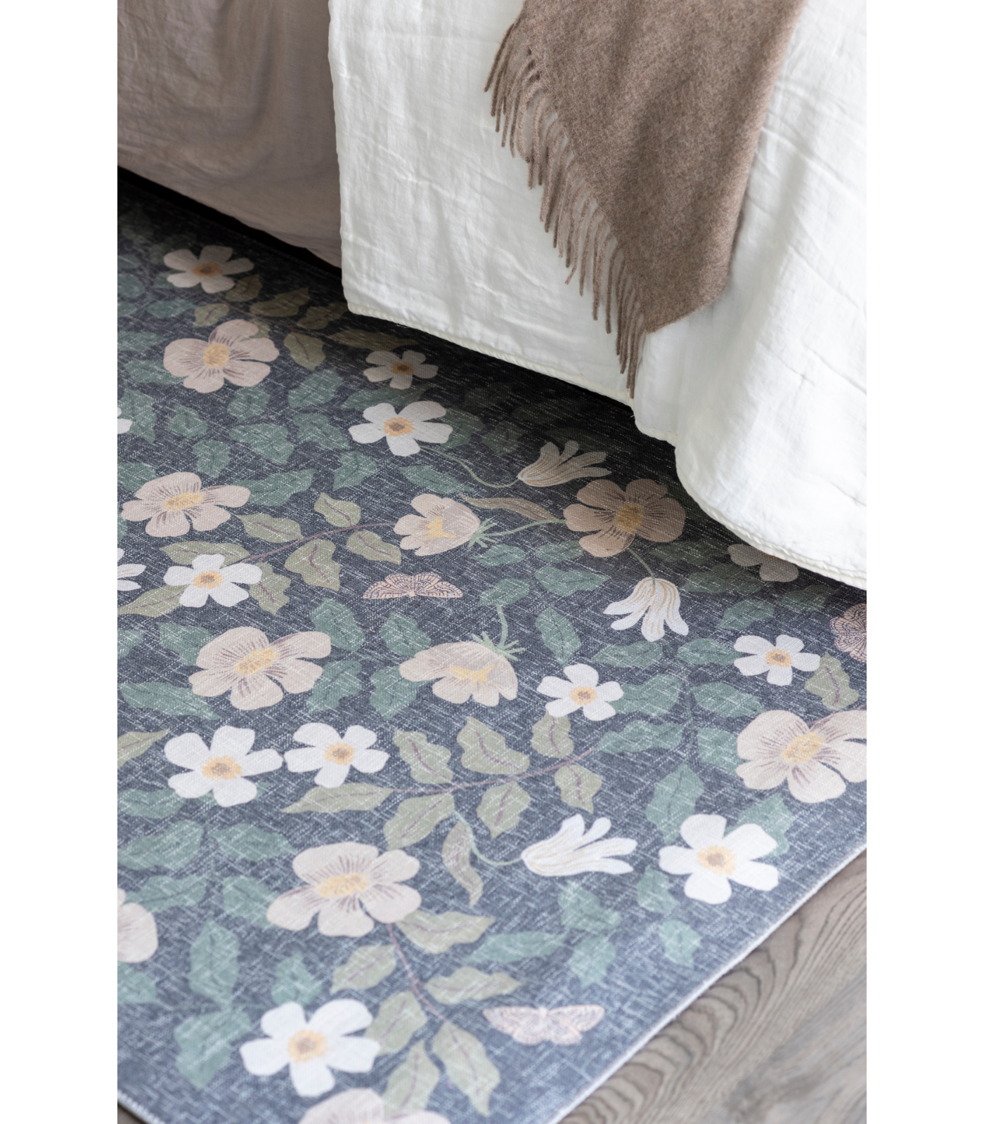 Alfombra Cotswolds 02 Primrose Charcoal Rifle Paper Co. × Loloi (153x229)
