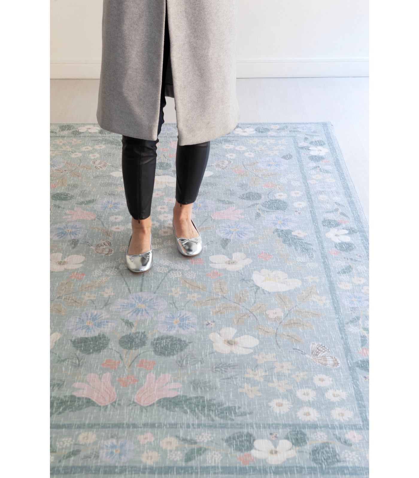 PREVENTA ABRIL | Alfombra Cotswolds 03 Willow Sky Rifle Paper Co. × Loloi (229x290)